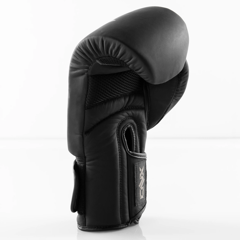 MMA GLOVES—EVERYDAY PRO SERIES ONX Sports, INC MMA Fight Gloves and Gear by Trevor Wittman